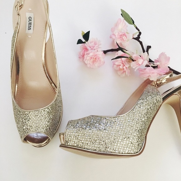 Guess Gold Peep Toe Slingback Heel NWOB - Picture 2 of 8